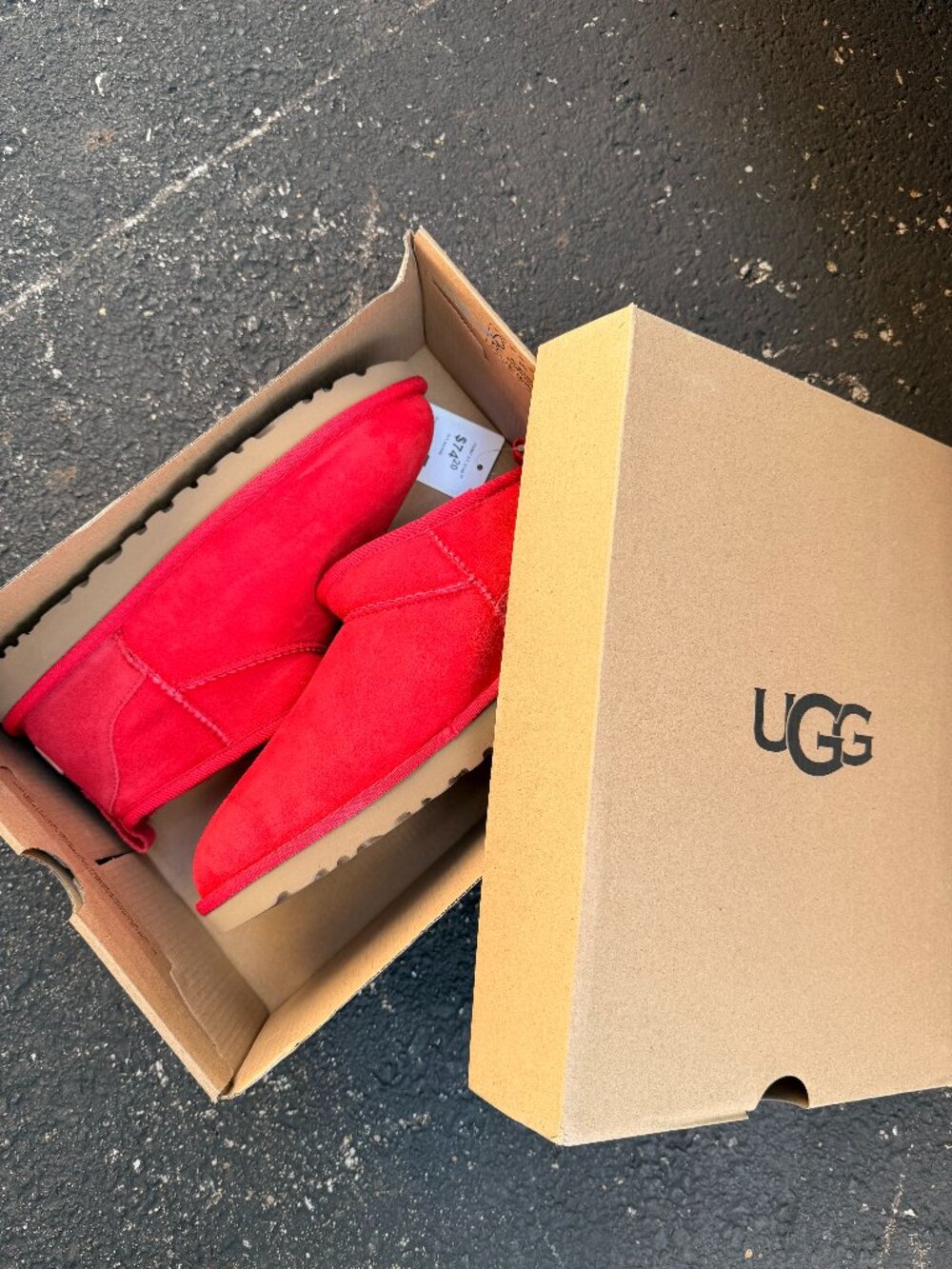 Uggs Classic Ultra Mini Red Size 8